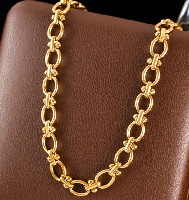 Collier JUL